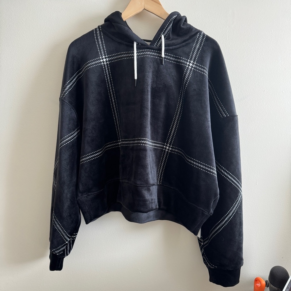 NWT Tavi Campfire Hoodie in Window Pane